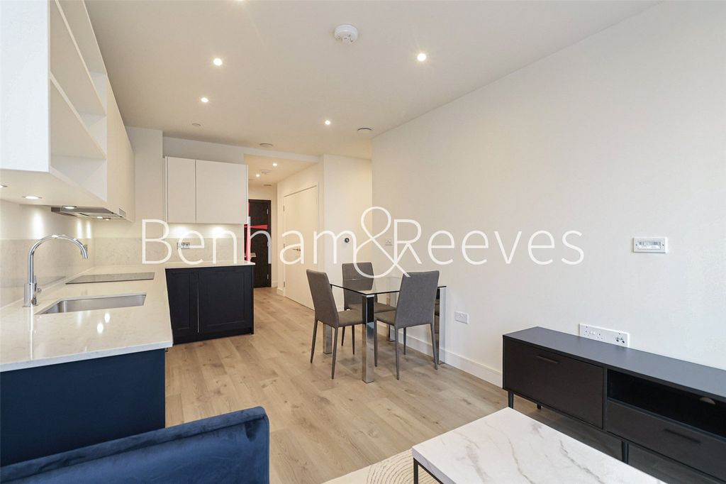 Property photo 3 of 11 Picture No. 04