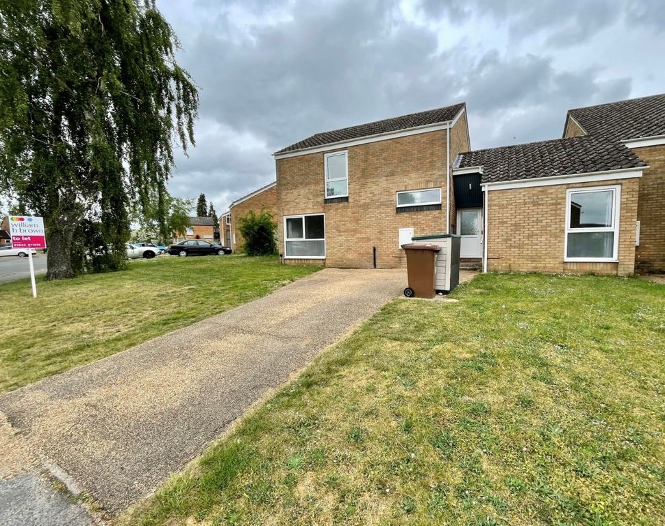 Property photo 1 of 8 View