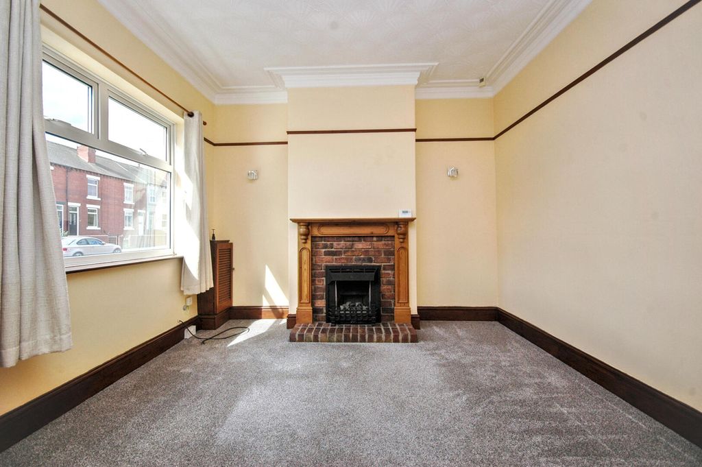 Property photo 2 of 13 Living Room