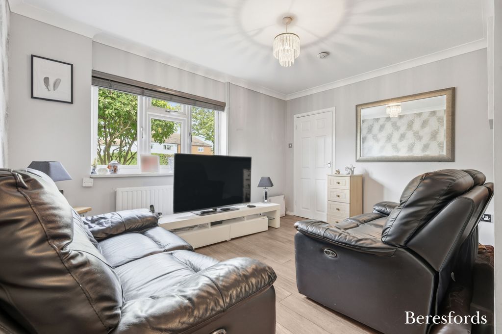 Property photo 3 of 19 Picture 3