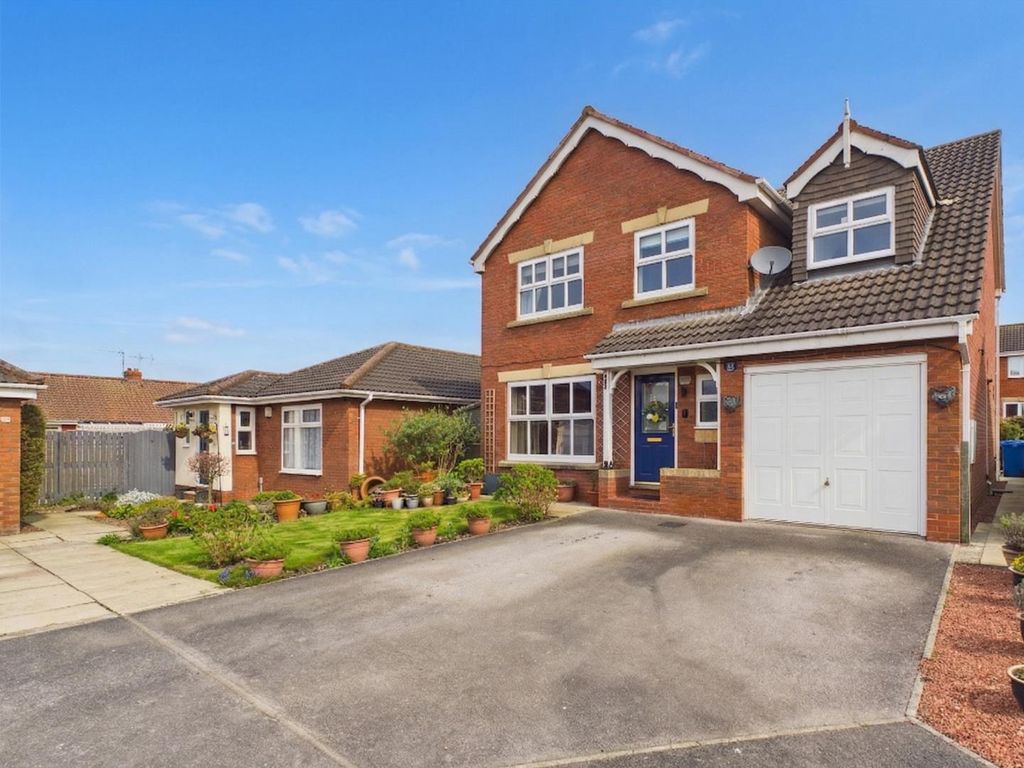 Property photo 2 of 38 Front Exterior