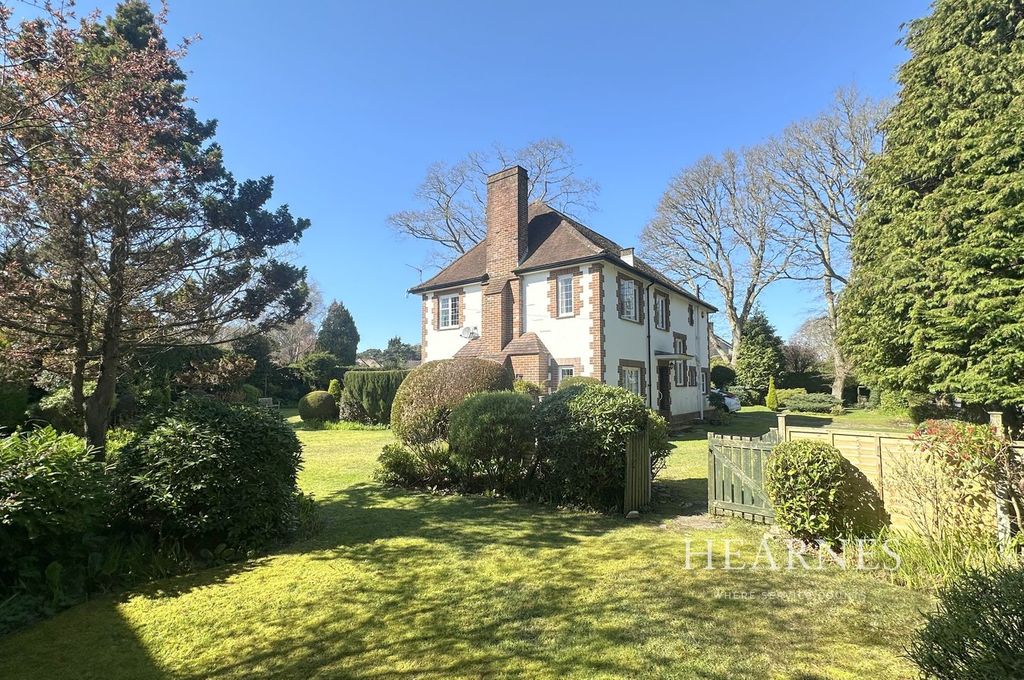 Property photo 1 of 23