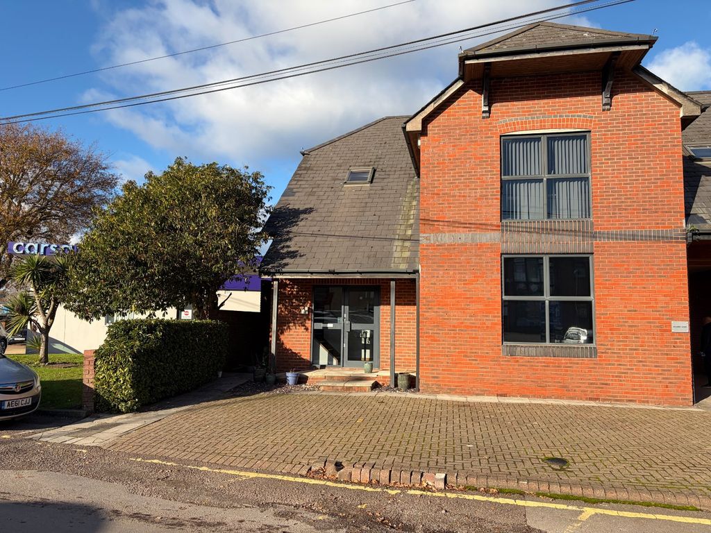 Property photo 1 of 9 Picture No. 01