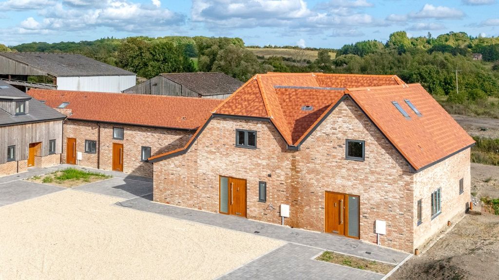 Property photo 2 of 10 Picture No. 21