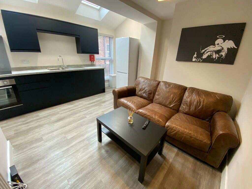 Property photo 3 of 10 8B187B593E7727c0019545d86E777686
