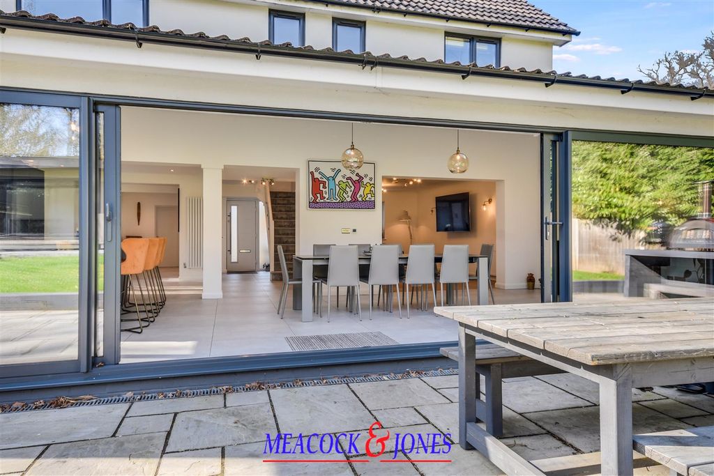 Additional image 9 of 5 bed detached house for saleSilver Birches, Hutton, Brentwood CM13