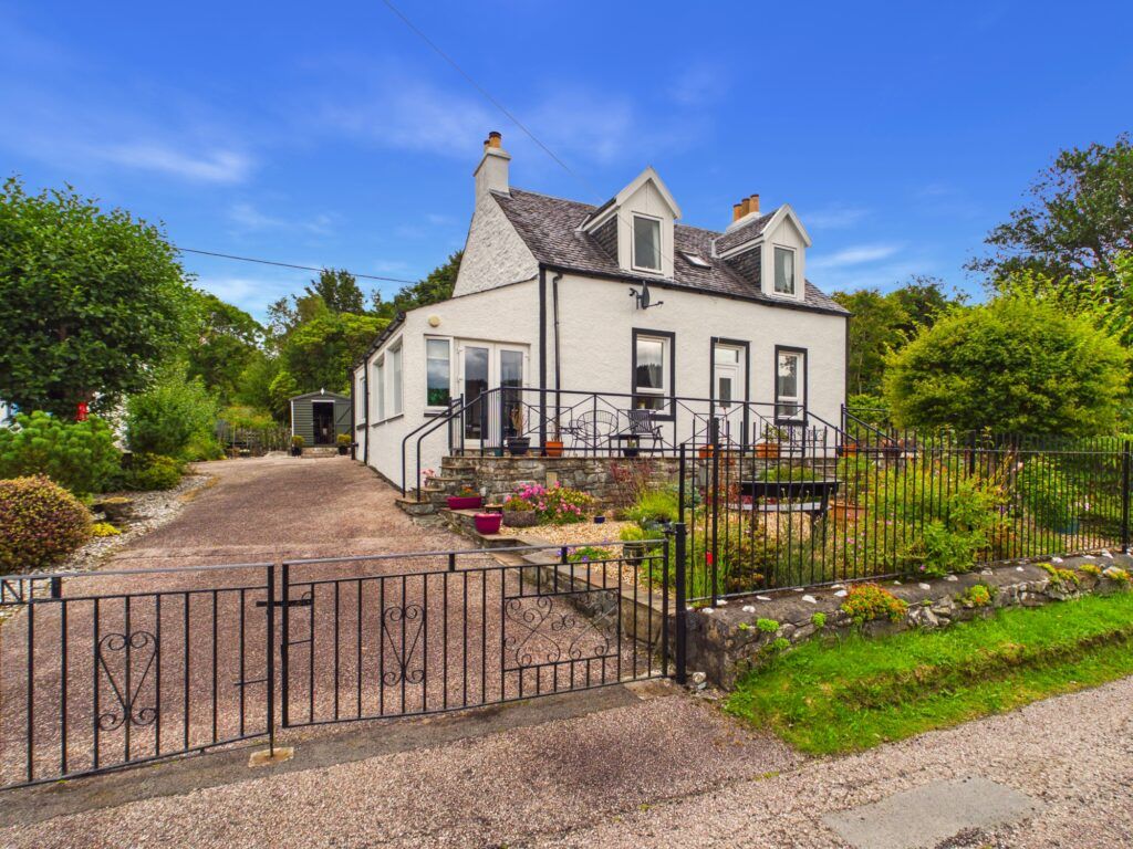 Property photo 1 of 35