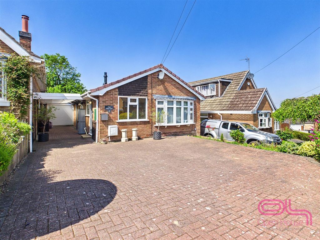 Property photo 2 of 22 Allison Avenue, Swadlincote (1).Jpg