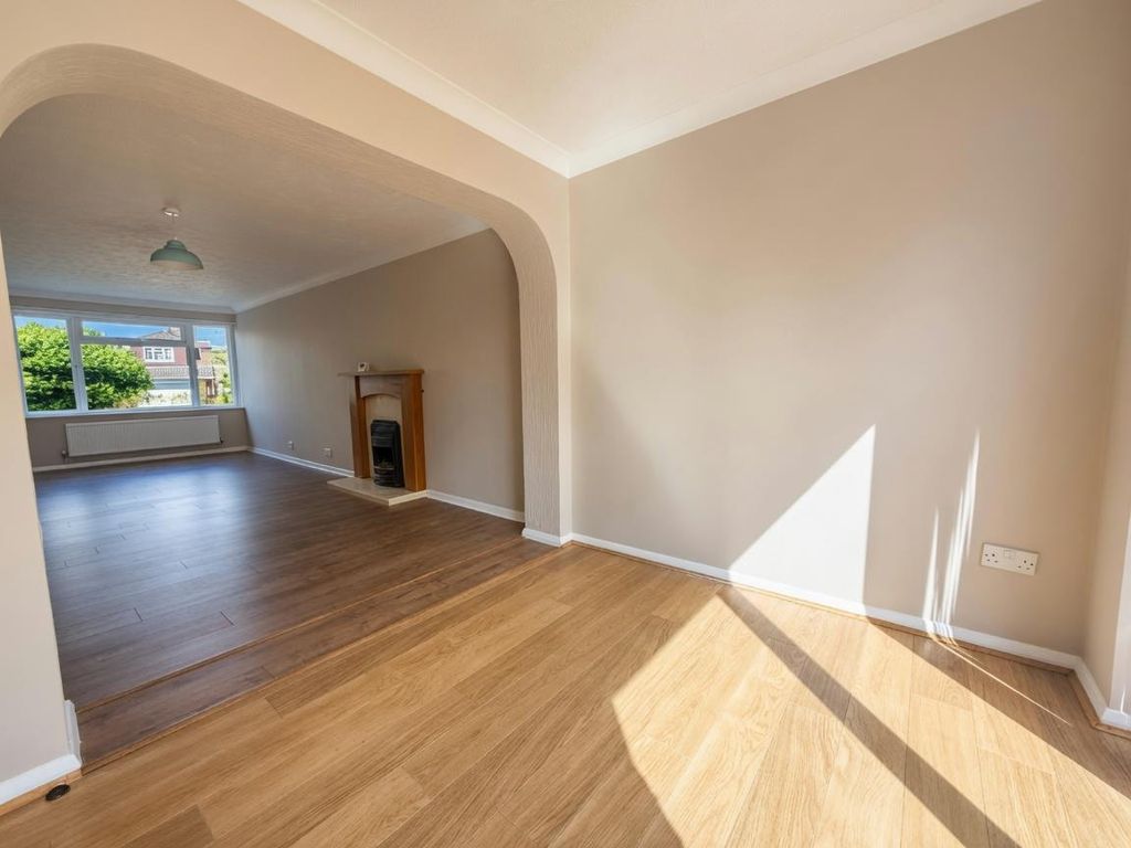 Property photo 2 of 15 Image.Jpg