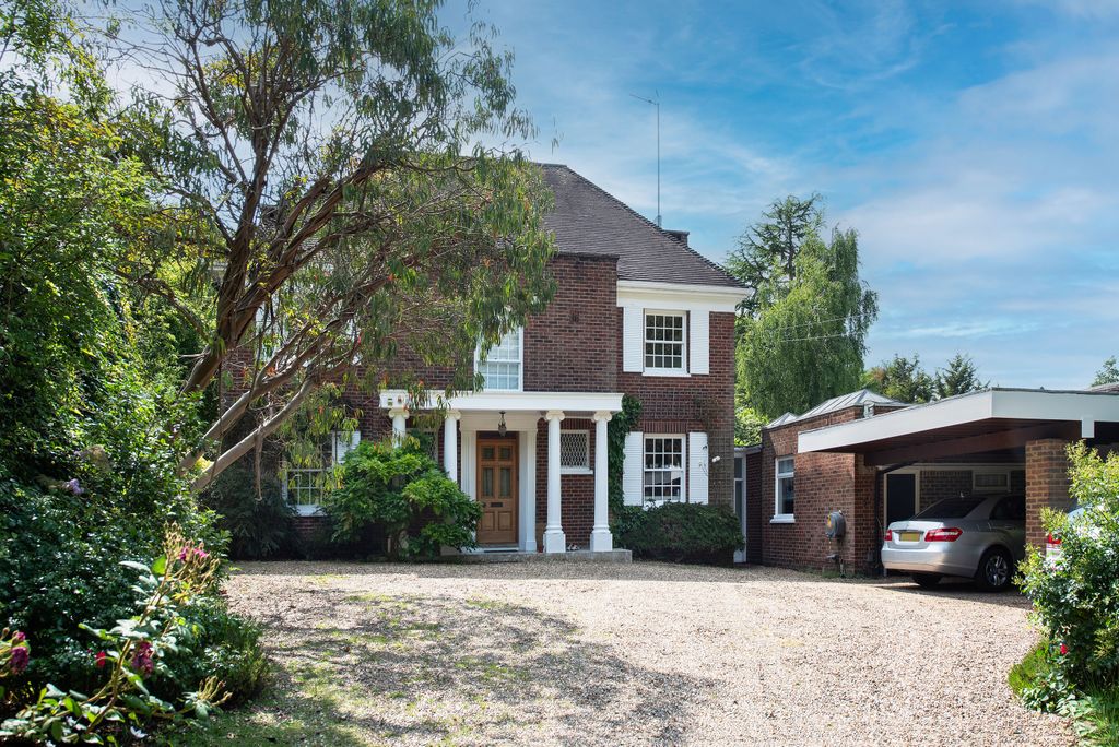 Property photo 1 of 9