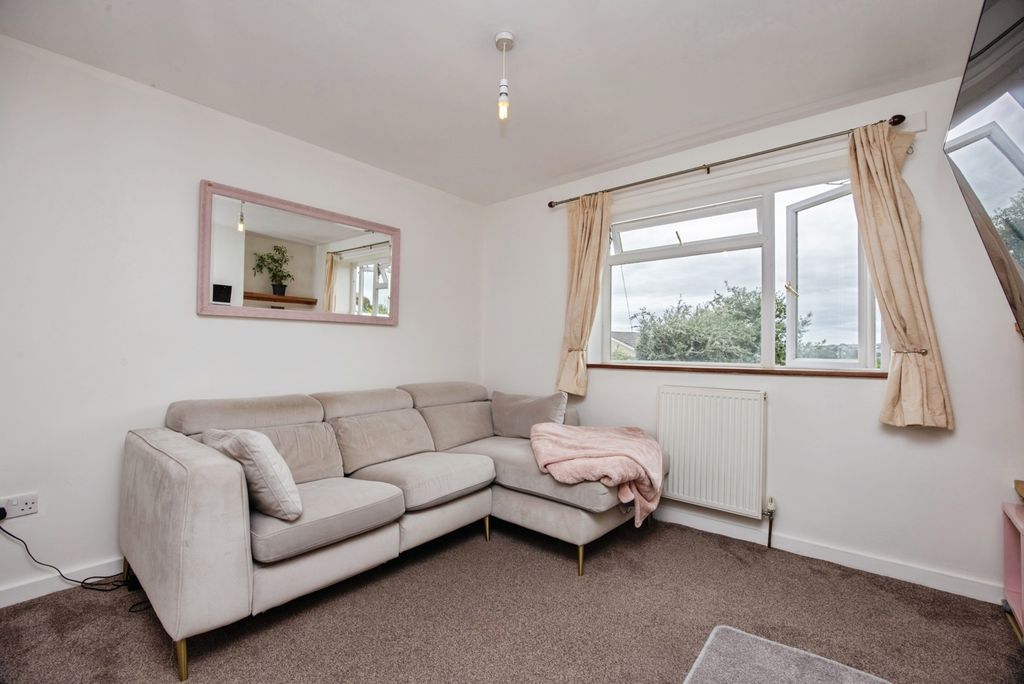 Property photo 3 of 20 Pbox-Img.Jpg