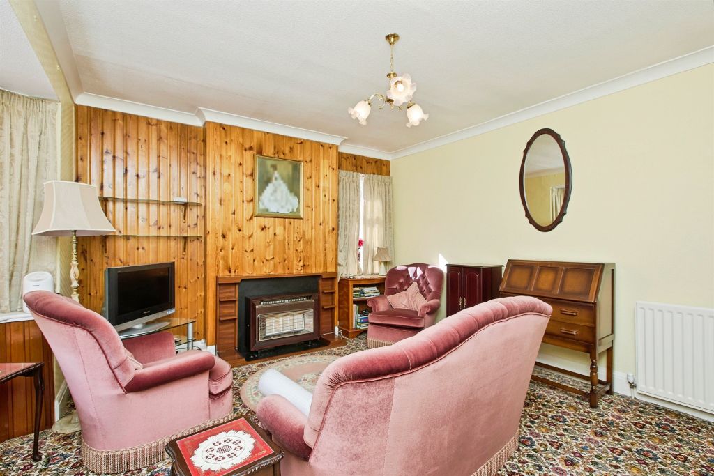 Property photo 2 of 39