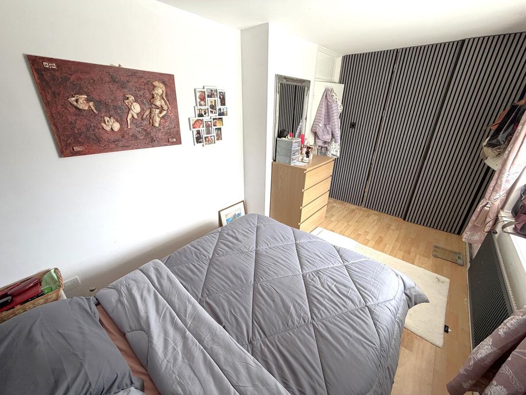 Additional image 11 of 2 bed flat for saleLandseer Court, Corby NN18