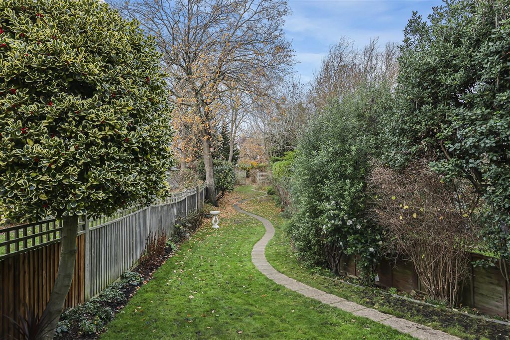 Property photo 3 of 25 B2G_5675.Jpg