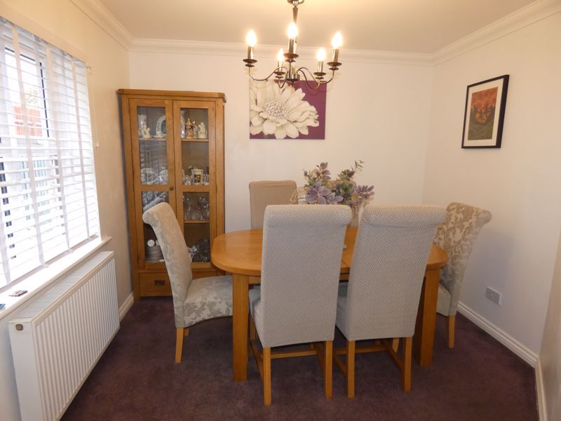 Property photo 3 of 23 Dining Room