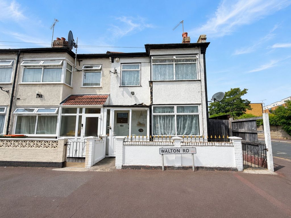Property photo 1 of 11 Walton Rd E12
