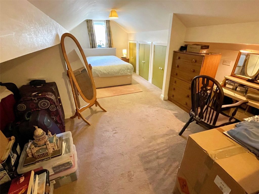 Property photo 3 of 16 Loft Bedroom