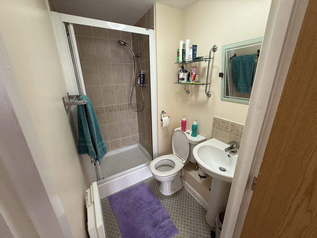 Property photo 3 of 11