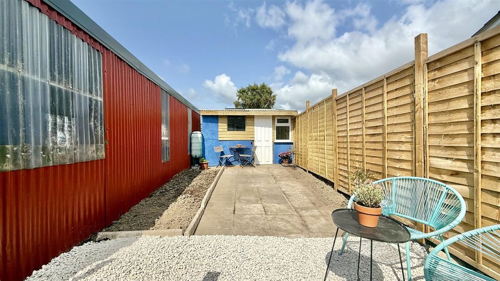 Property photo 2 of 12 Img_1678.Jpg