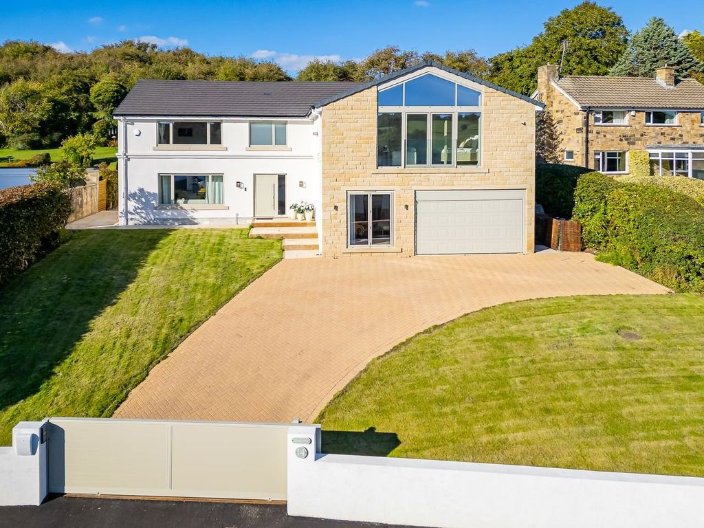 Property photo 1 of 24 Picture No. 04