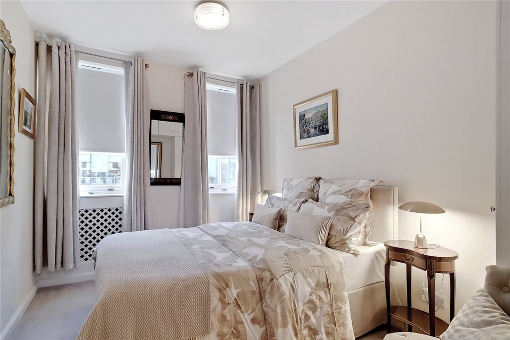 Property photo 3 of 5 Picture No. 25