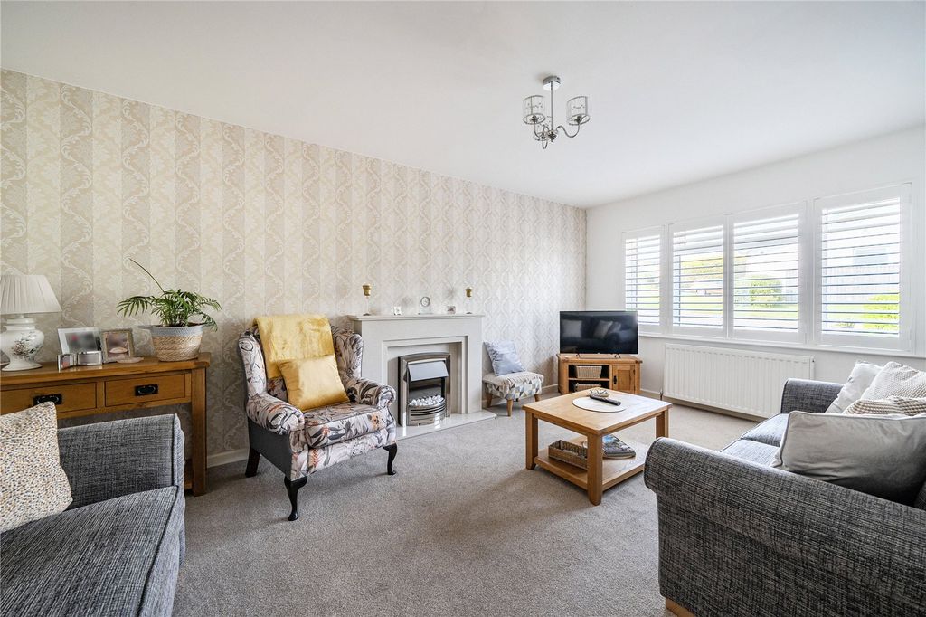 Property photo 2 of 17 Picture No. 22