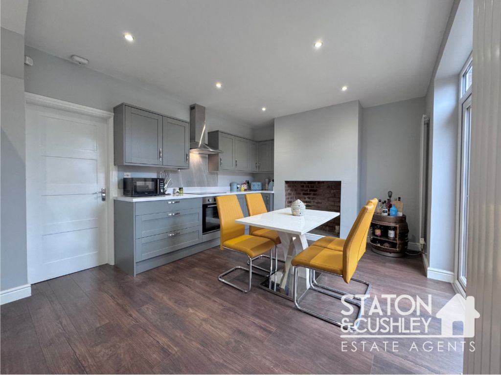 Property photo 3 of 22