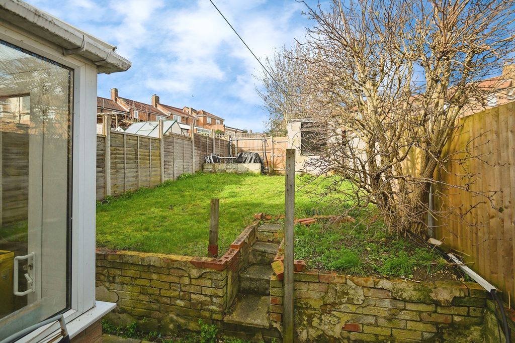 Property photo 2 of 14 Pbox-Img.Jpg