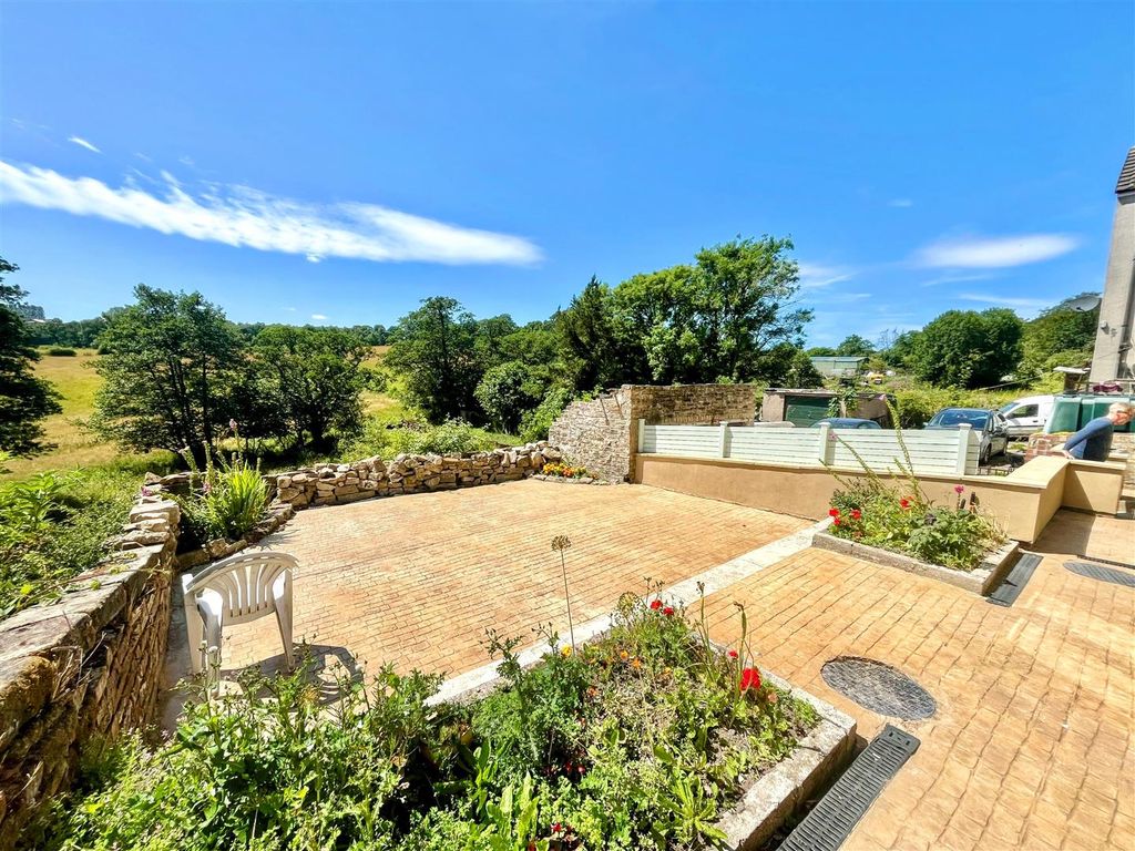 Property photo 2 of 35 Img_1067 Copy.Jpeg