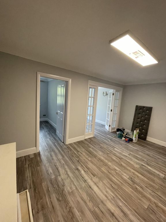 Property photo 2 of 13 Gallery