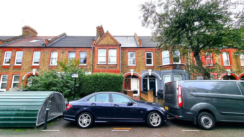 Property photo 2 of 7