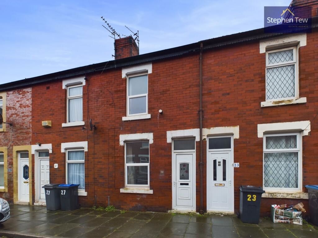 Property photo 1 of 18