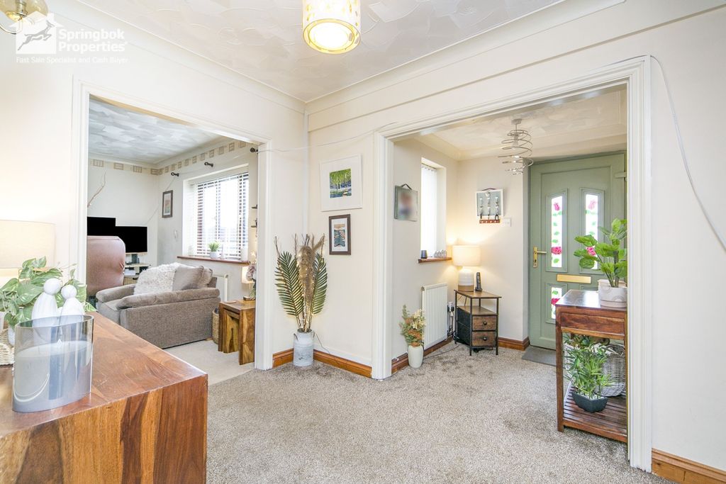 Property photo 2 of 21 Image 2