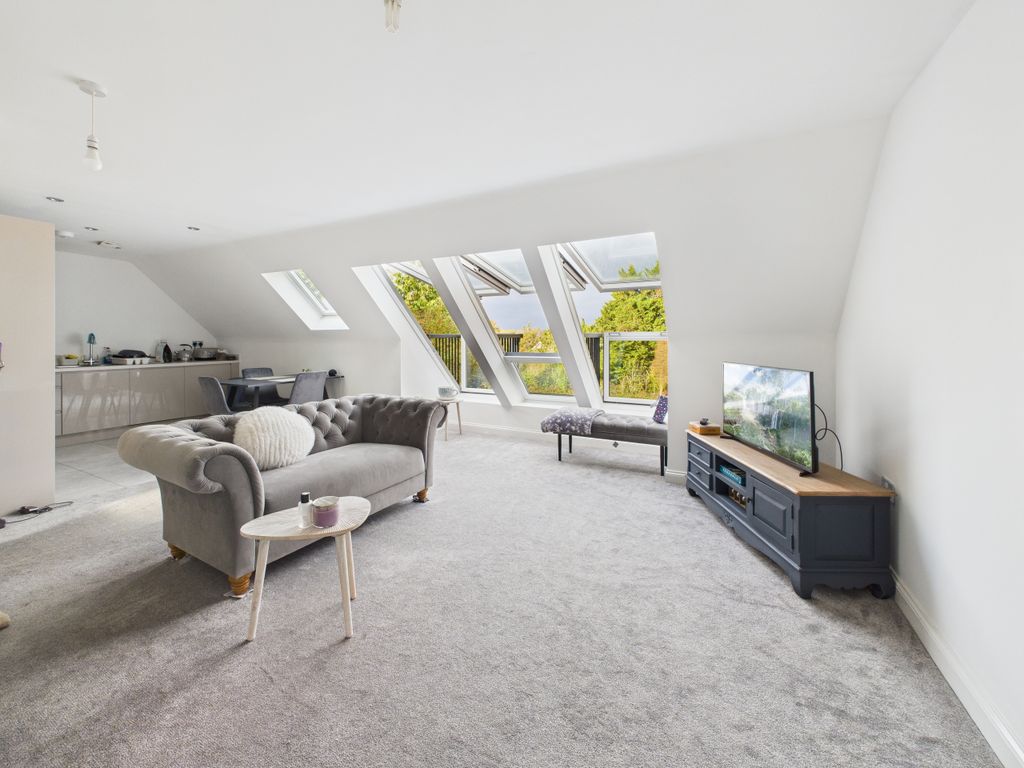 Property photo 2 of 9 Living Room (1)