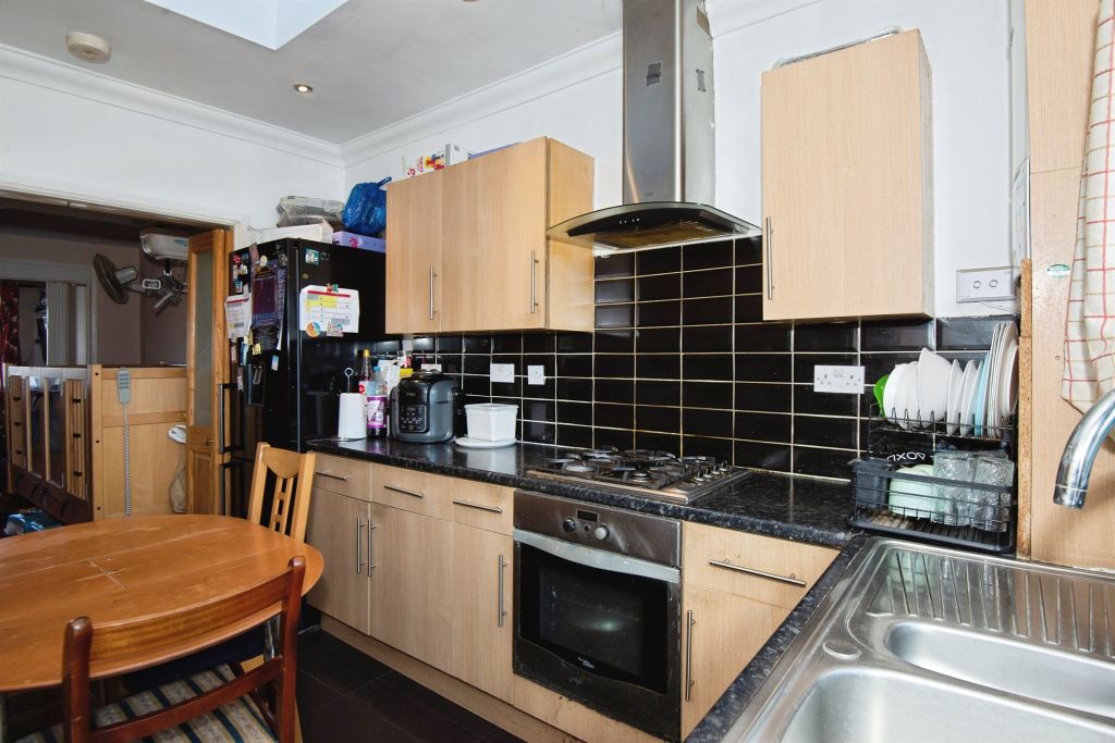Property photo 3 of 20