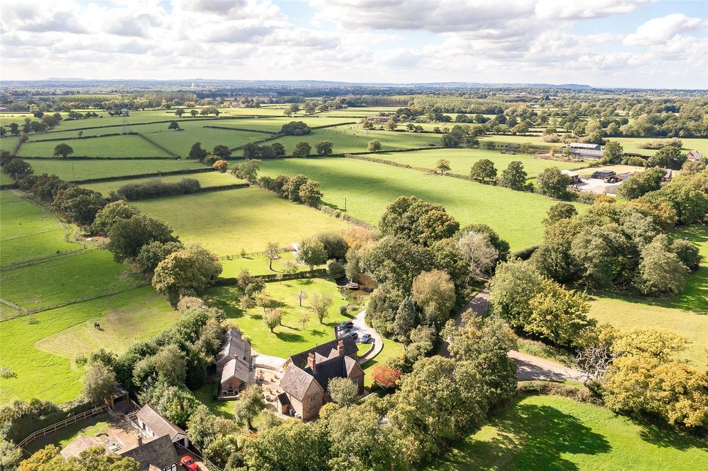 Property photo 1 of 38 Aerial