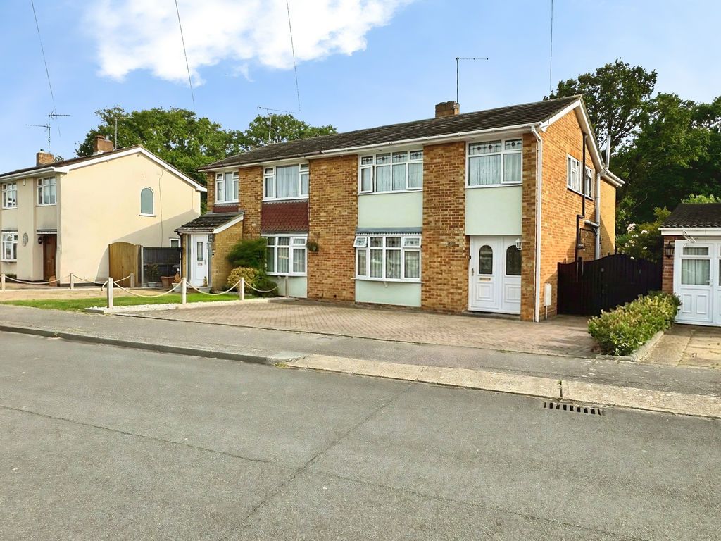 Property photo 1 of 19 Toppesfield Avenue