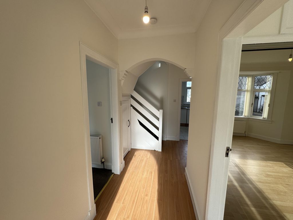 Property photo 2 of 41