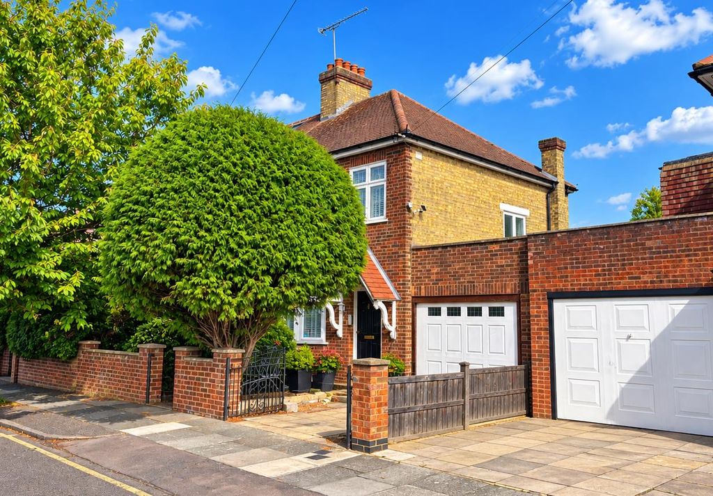 Property photo 1 of 15 1.Png
