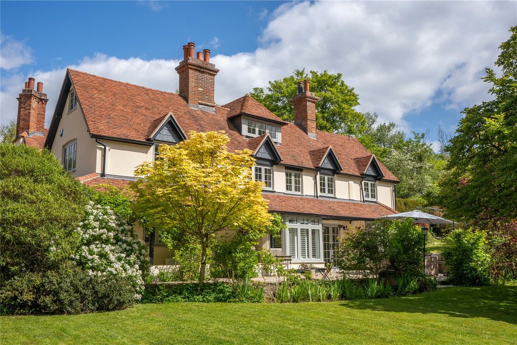 Property photo 1 of 38 Picture No. 32