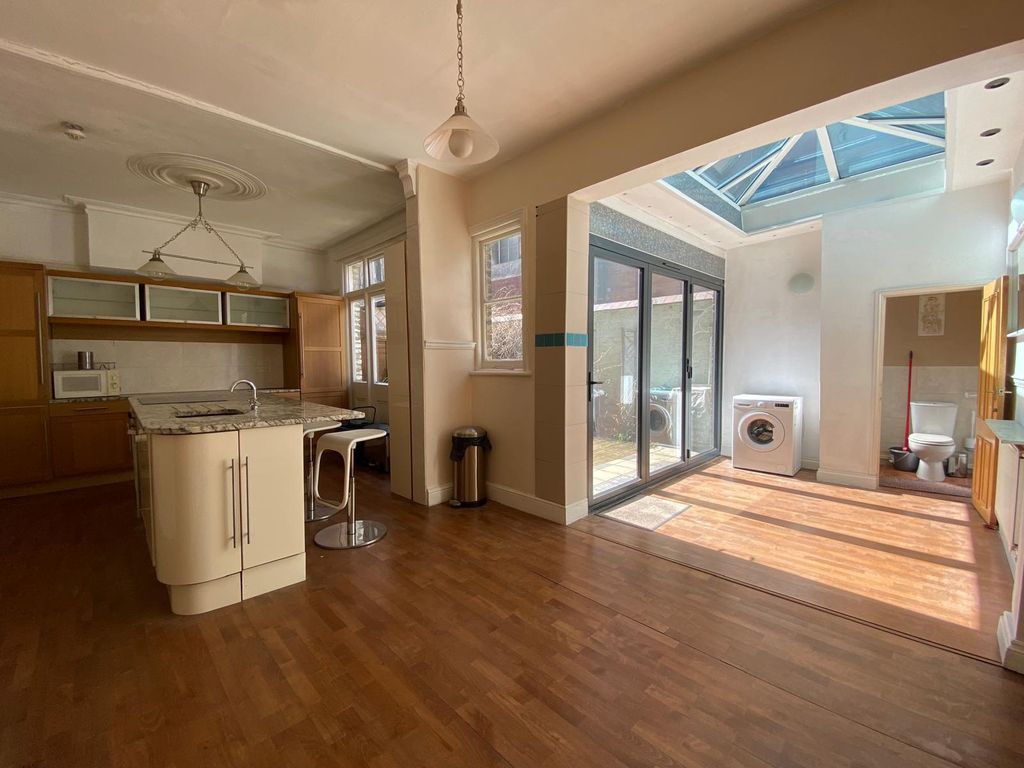 Property photo 3 of 36 (16)