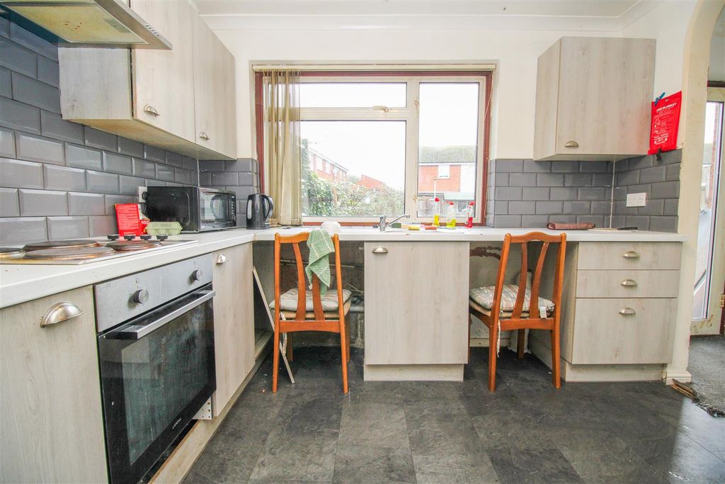 Property photo 2 of 4 Img_1048.Jpg