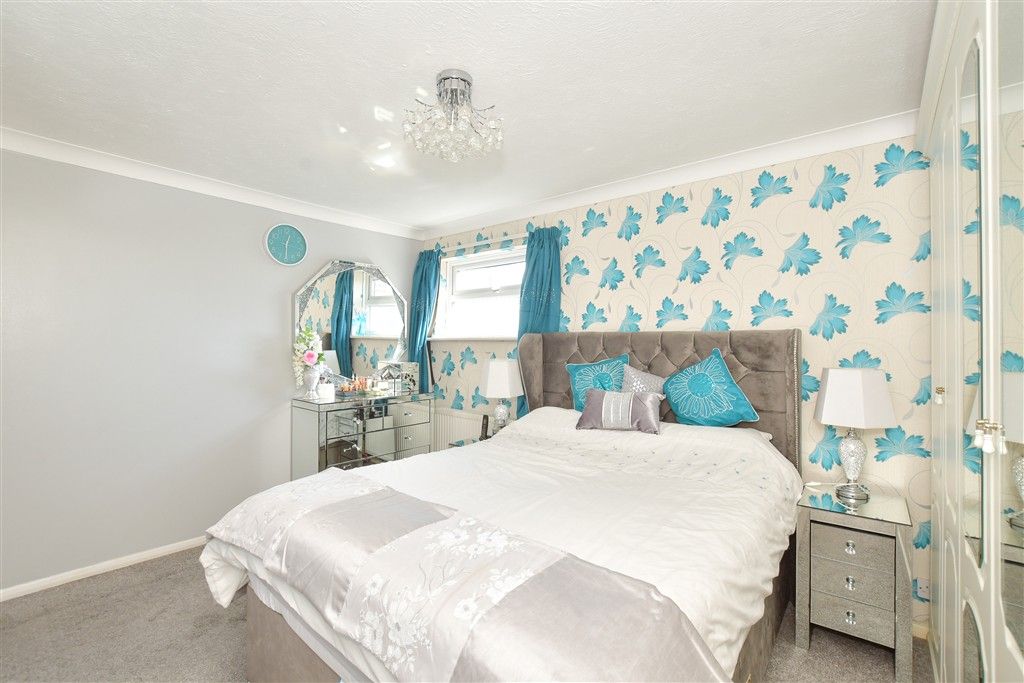 Property photo 2 of 13 Bedroom 1