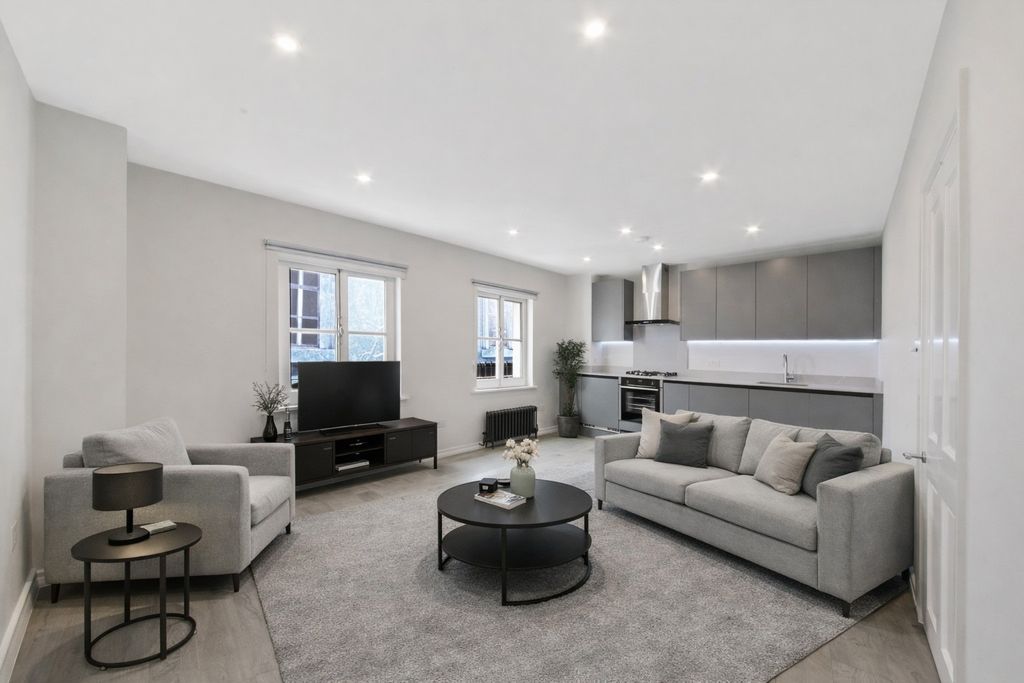 Property photo 1 of 14 965891