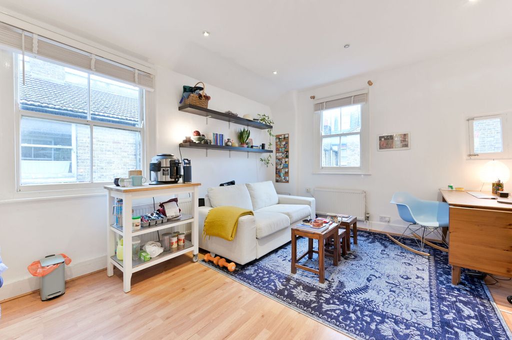 Property photo 1 of 7