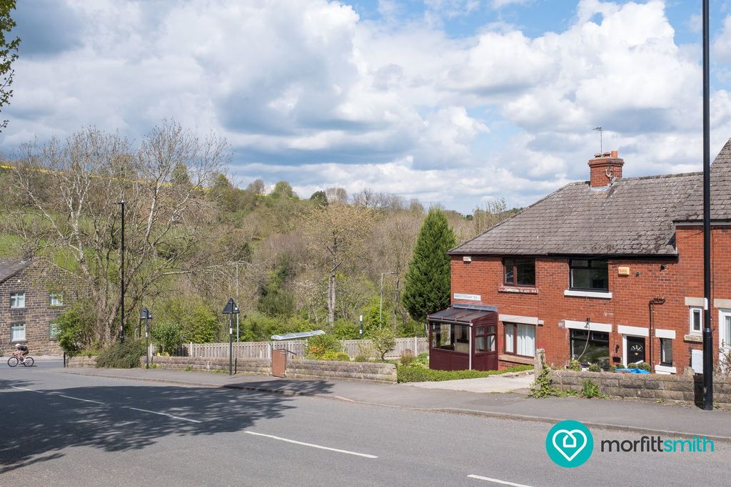 Property photo 2 of 26