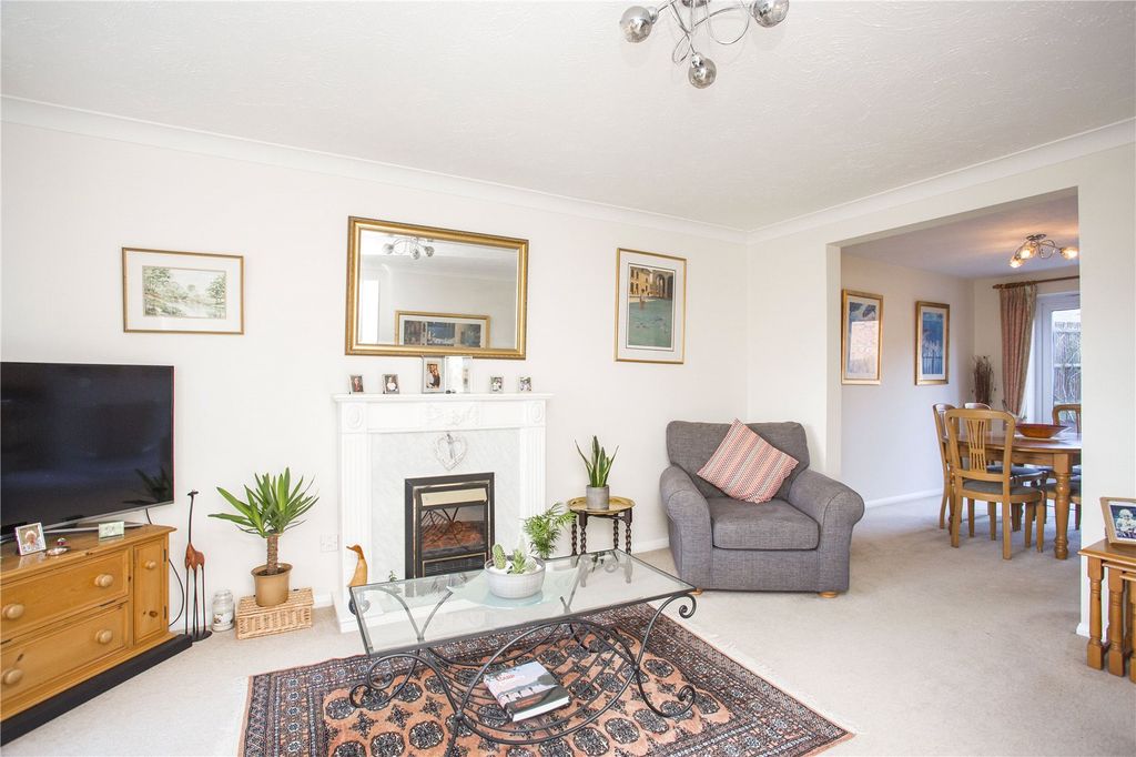 Property photo 2 of 14 Picture No. 03