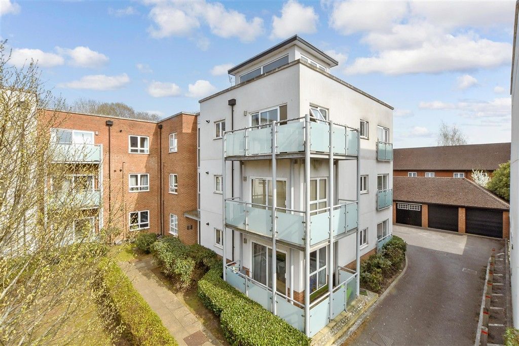 Property photo 1 of 7 External (Brochure)