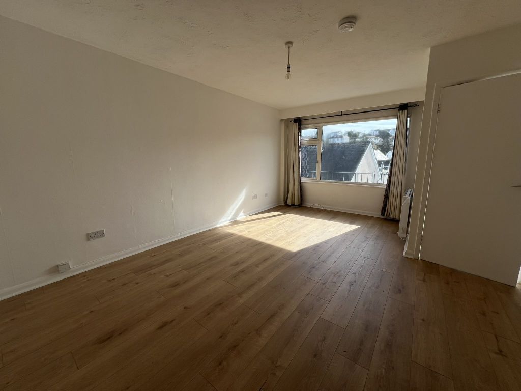 Property photo 2 of 6 Img_3756