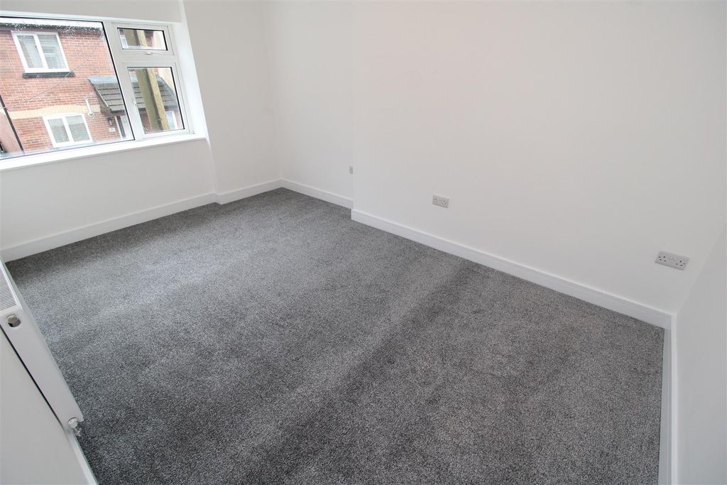 Additional image 15 of 2 bed semi-detached house to rentPoplar Street Troedyrhiw Merthyr Tydfil, Merthyr Tydfil CF48